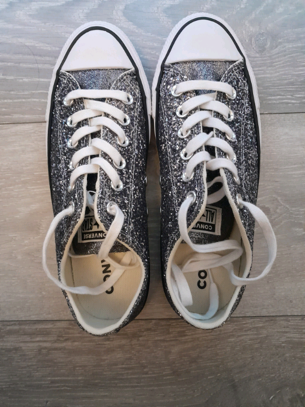 silver converse size 6